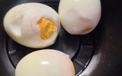 Lekarze ujawniają, że jedzenie jajek rano powoduje… (Prawda o jajkach, cholesterolu i Twoim zdrowiu)